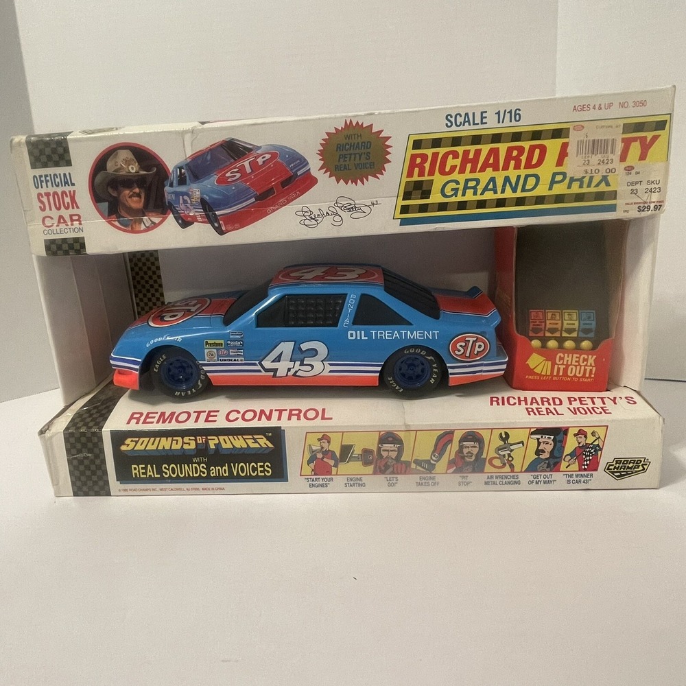 Vtg 1992 RICHARD PETTY TALKING ELECTRONIC LARGE 1:16 STP NASCAR #43 ORIGINAL BOX